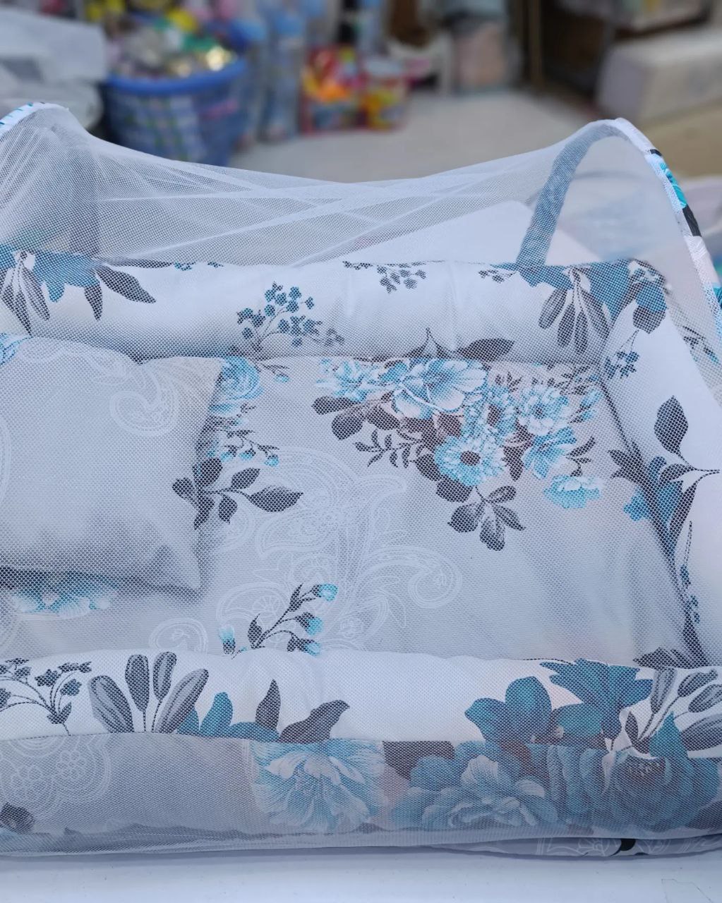 Cosleeper with net / co-sleeper with net / co sleeper with net