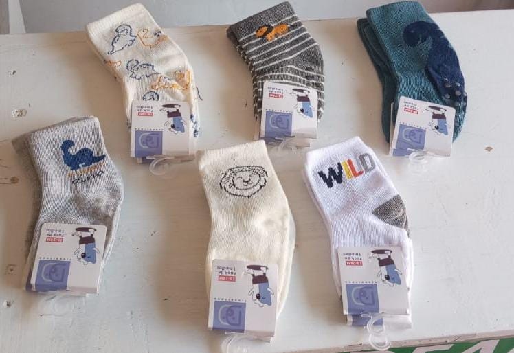 Anti skid Baby Socks for upto 2 years